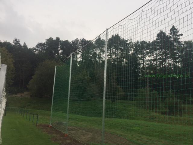 Sloupky pro ochranné sítě