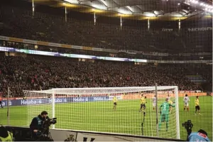 Fotbalová branková síť PES 4 mm, bílá, hloubka 0,8 x 2,0 m